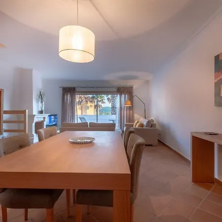 Сasa de vacaciones Acolhedora Vivenda Geminada D'el Rey Praia del Rei