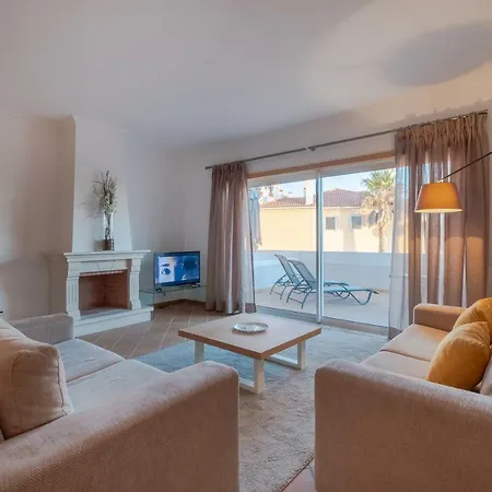 Acolhedora Vivenda Geminada D'el Rey Сasa de vacaciones *