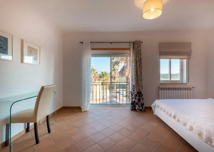 Acolhedora Vivenda Geminada D'el Rey * Praia del Rei